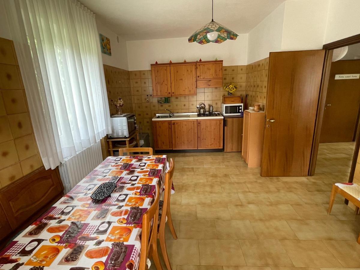 דירות טיראנו Casa Dolce Casa מראה חיצוני תמונה
