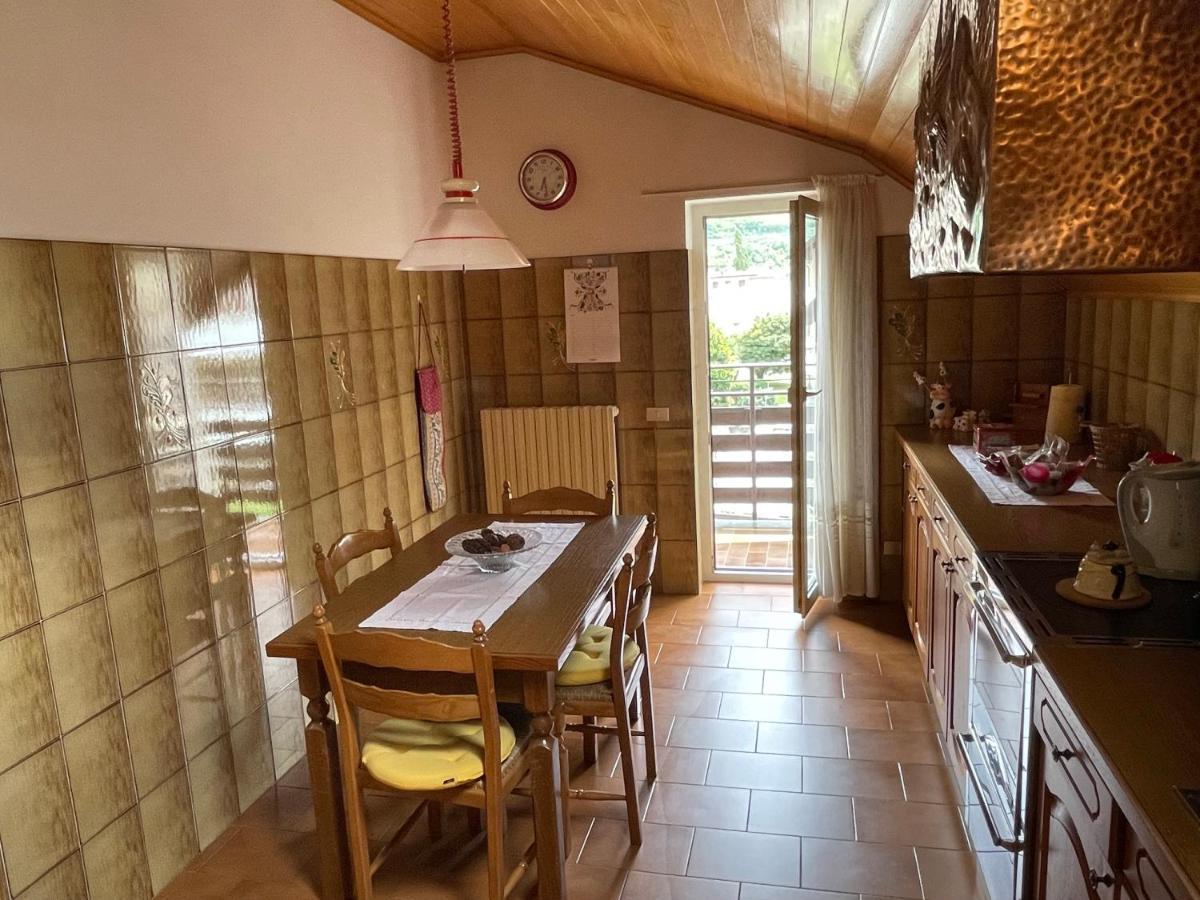דירות טיראנו Casa Dolce Casa מראה חיצוני תמונה