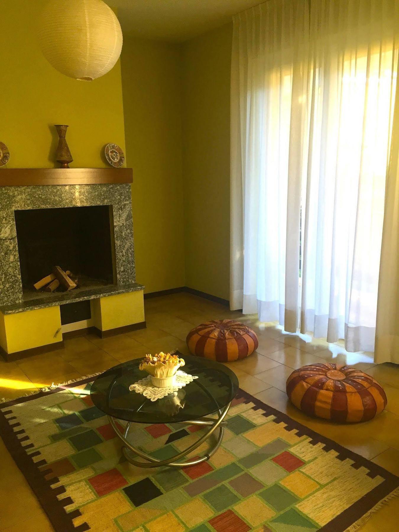 דירות טיראנו Casa Dolce Casa מראה חיצוני תמונה